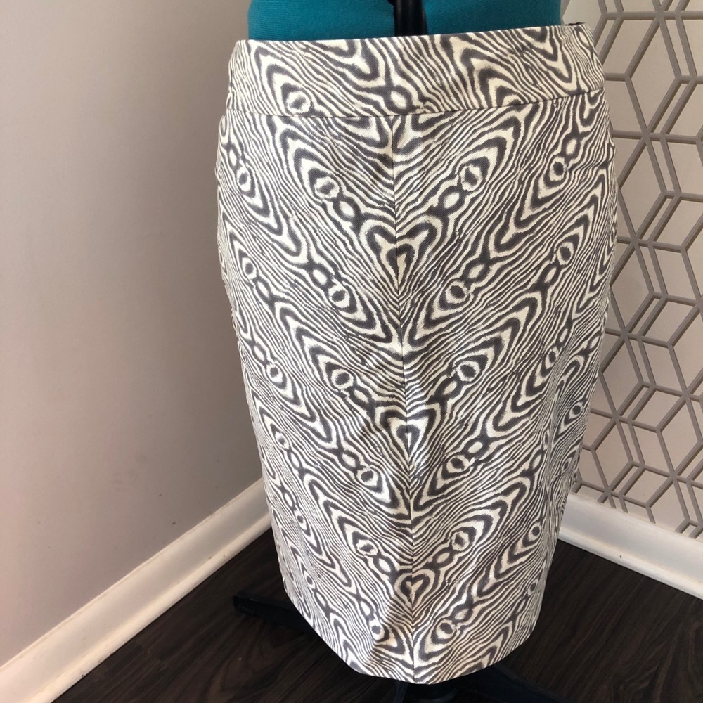 Anthropologie Postmark brand wood grain skirt